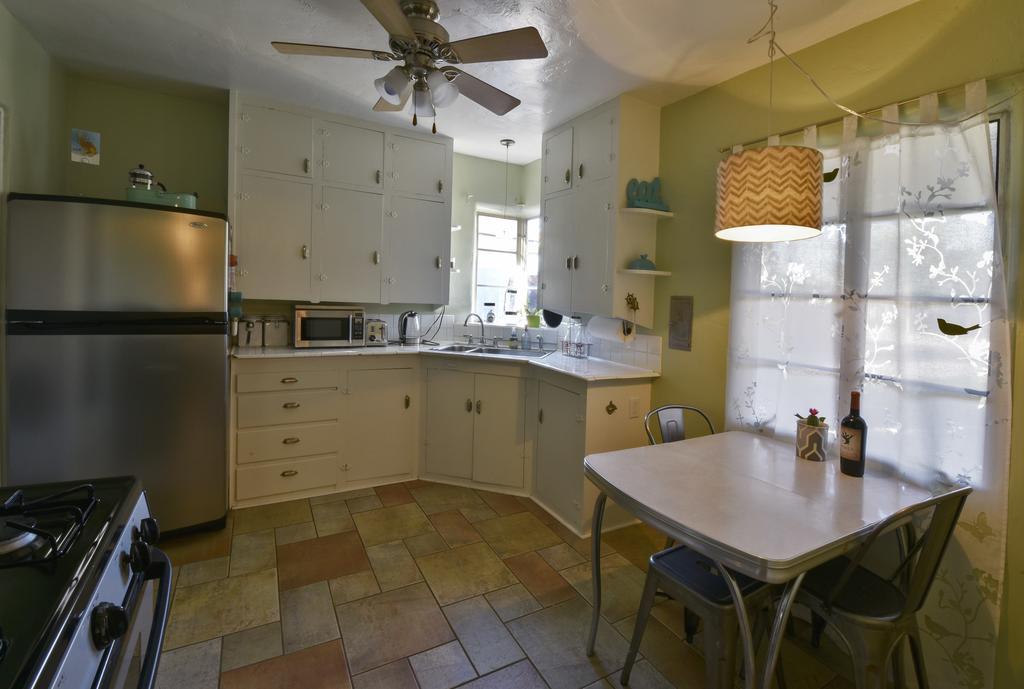 The Charming Bungalow Phoenix Bilik gambar
